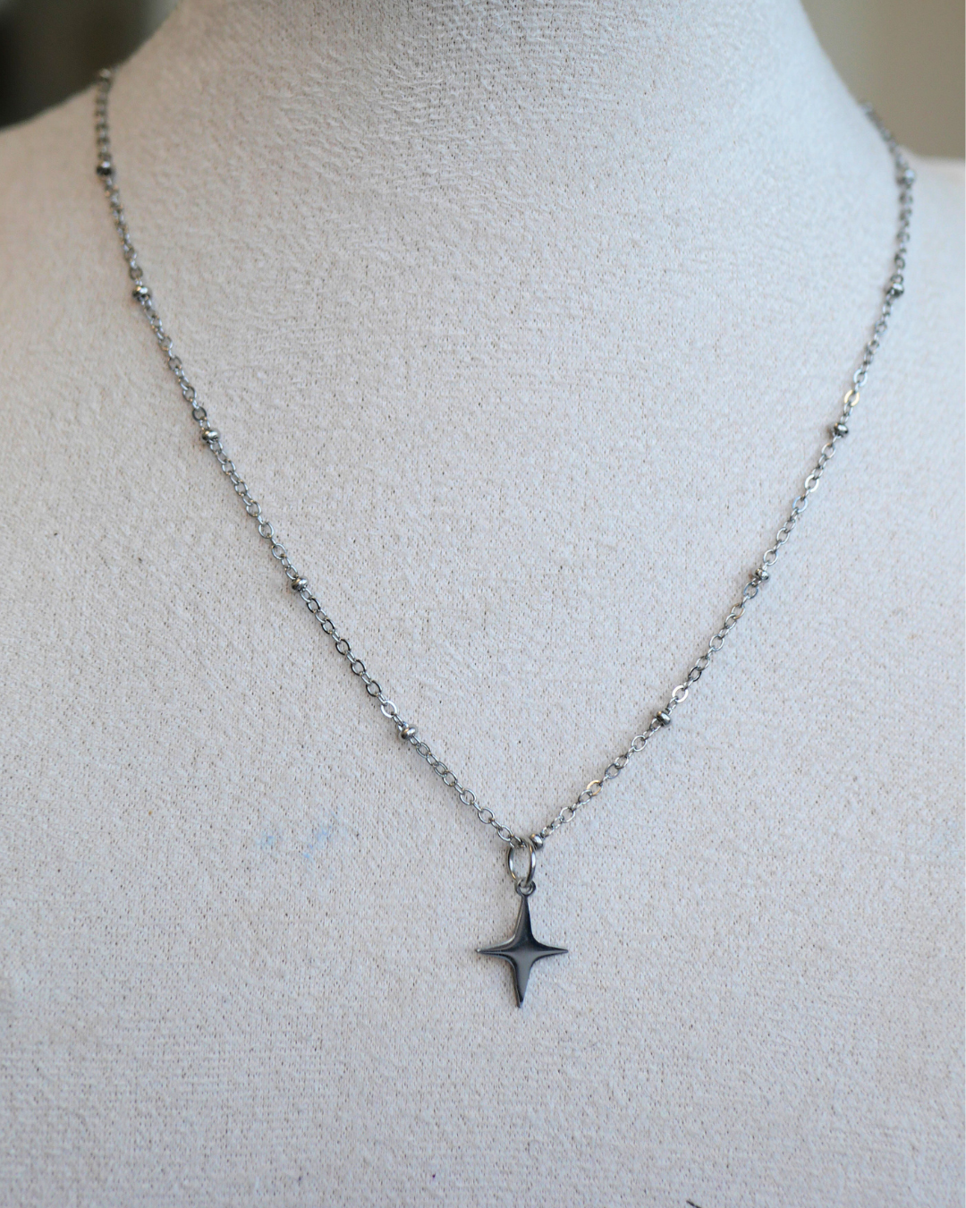 Collier chanda argenté - medium